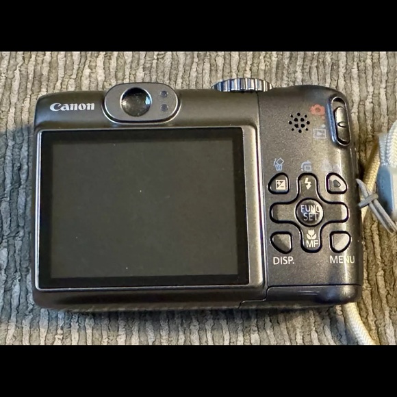 Excellent Condition Canon PowerShot A590 IS Digital Camera - Picture 4 of 11